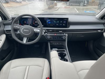 2026 Hyundai Sonata - Photo 14