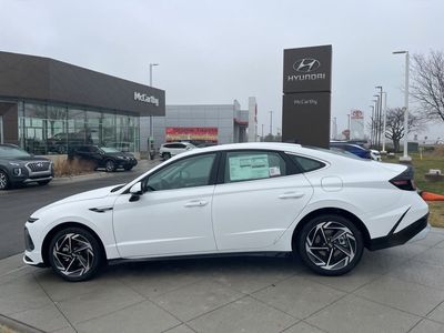 2026 Hyundai Sonata - Photo 2