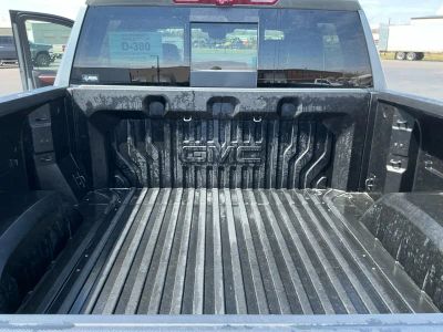 2026 GMC Sierra 1500 — photo 18 view