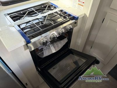 2026 Coachmen RV Chaparral - Photo 11