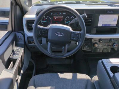 2026 Ford F-250SD — photo 13 view