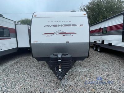 2025 Prime Time Avenger LE — side profile view