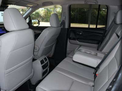 2022 Honda Ridgeline - Photo 16
