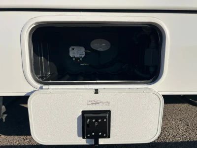 2027 Thor Motor Coach CHATEAU — photo 22 view
