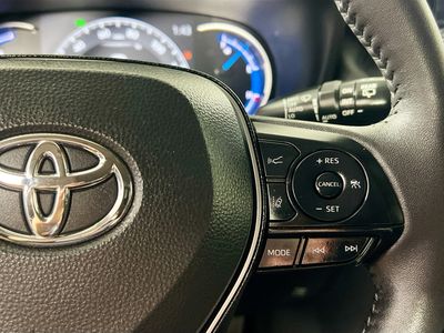 2025 Toyota RAV4 Hybrid - Photo 17