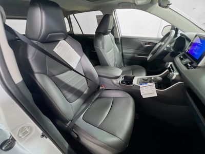 2025 Toyota RAV4 Hybrid - Photo 27