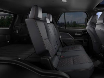 2026 Toyota 4Runner i-FORCE MAX - Photo 22