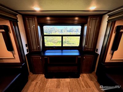 2019 Keystone Montana - Photo 9