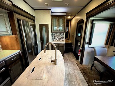 2019 Keystone Montana - Photo 3
