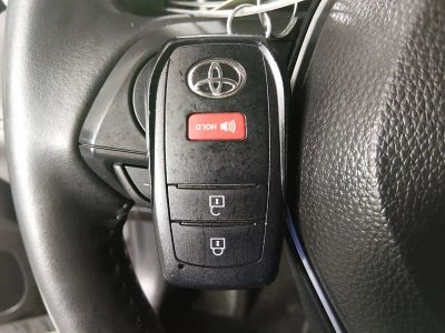 2025 Toyota Corolla Cross — photo 15 view