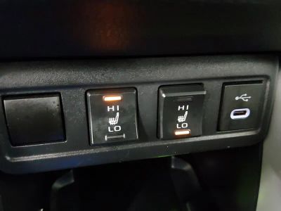 2025 Toyota Corolla Cross — photo 17 view