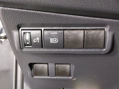 2025 Toyota Corolla Cross — photo 13 view