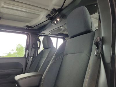 2026 Jeep Wrangler — photo 17 view
