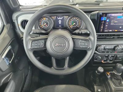 2026 Jeep Wrangler — photo 21 view