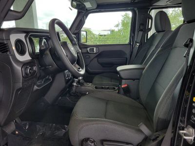 2026 Jeep Wrangler — photo 16 view