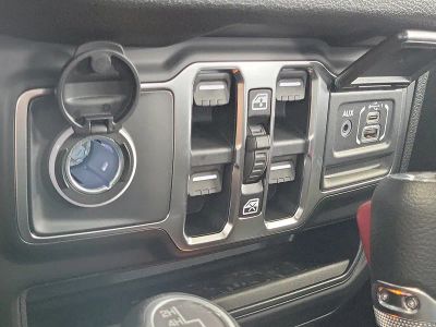 2026 Jeep Wrangler — photo 29 view