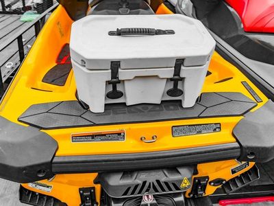 2022 Sea-Doo RXP-X 300 iBR & Audio Millenium Yellow - Photo 6