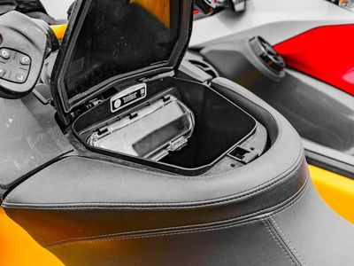2022 Sea-Doo RXP-X 300 iBR & Audio Millenium Yellow - Photo 3