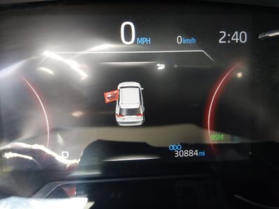 2025 Toyota RAV4 - Photo 14