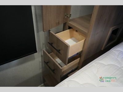 2023 Grand Design Imagine - Photo 32