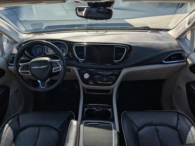 2022 Chrysler Pacifica - Photo 13