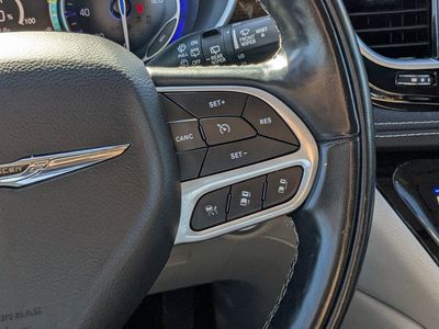 2022 Chrysler Pacifica - Photo 23