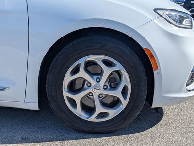 2022 Chrysler Pacifica - Photo 10