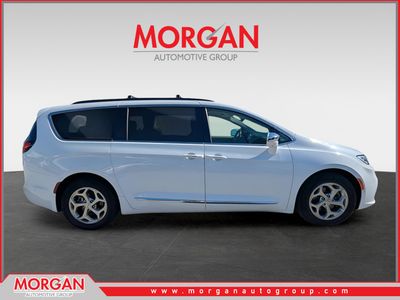 2022 Chrysler Pacifica - Photo 2