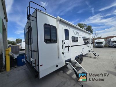 2026 Winnebago Thrive - Photo 4
