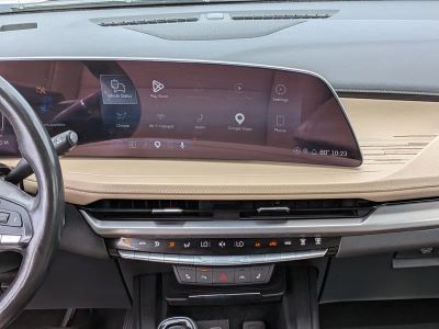 2024 Cadillac XT4 — photo 20 view