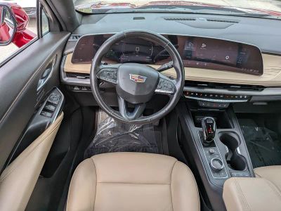 2024 Cadillac XT4 — photo 18 view