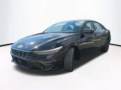 2026 Hyundai ELANTRA — photo 9 view