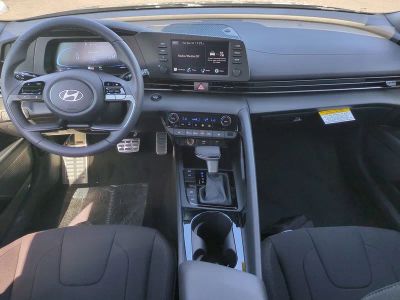 2026 Hyundai ELANTRA — photo 16 view