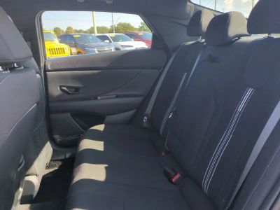 2026 Hyundai ELANTRA — photo 14 view