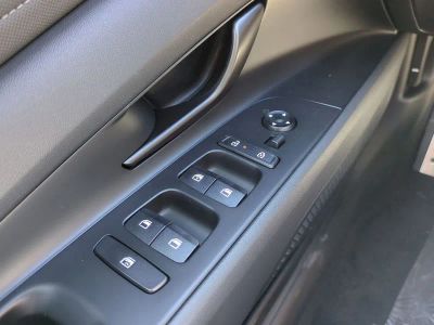 2026 Hyundai ELANTRA — photo 28 view