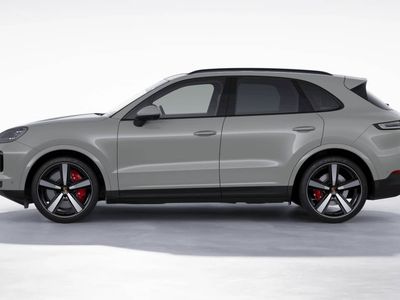2026 Porsche Cayenne - Photo 2