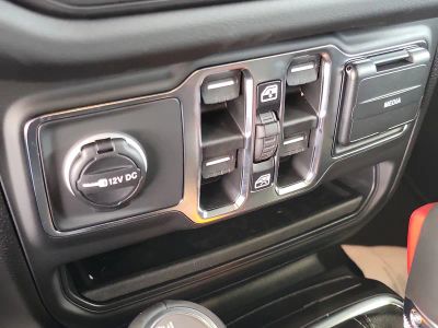 2026 Jeep Wrangler — photo 26 view