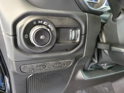 2026 Jeep Wrangler — photo 17 view