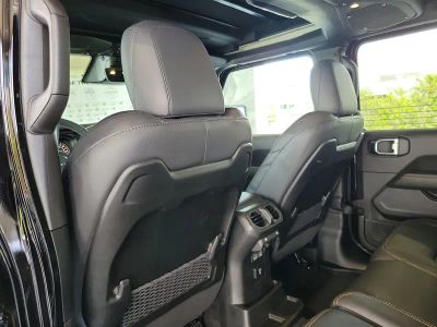2026 Jeep Wrangler — photo 7 view