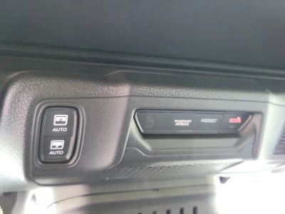 2026 Jeep Wrangler — photo 30 view