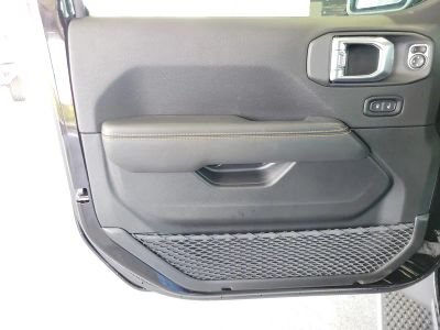 2026 Jeep Wrangler — photo 15 view