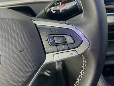 2025 Volkswagen Tiguan — photo 18 view