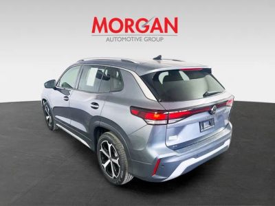 2025 Volkswagen Tiguan — engine compartment view