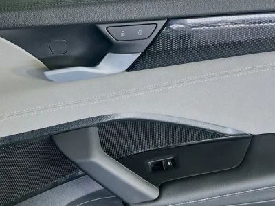 2025 Volkswagen Tiguan — photo 32 view