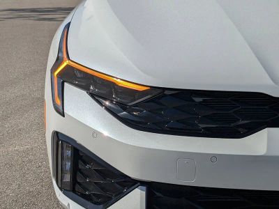 2026 Kia K5 — photo 10 view