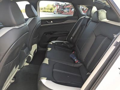 2026 Kia K5 — photo 15 view
