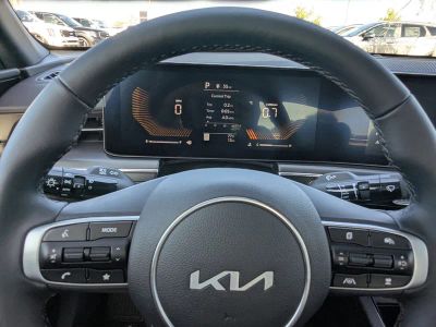 2026 Kia K5 — photo 32 view