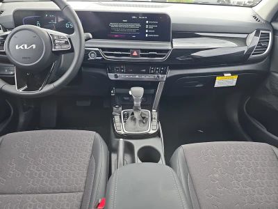 2026 Kia Seltos — photo 14 view