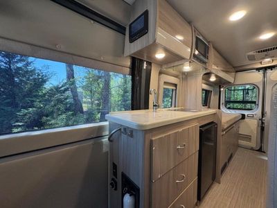 2023 Thor Motor Coach Sequence - Photo 5