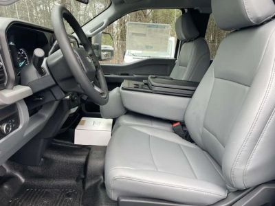 2026 Ford F-550SD - Photo 14